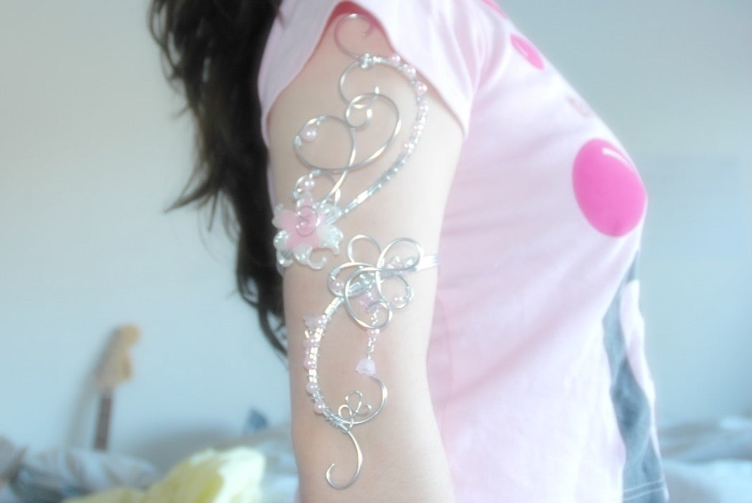 PRE-ORDER Baby Pink Dangly Butterfly Arm Cuff
